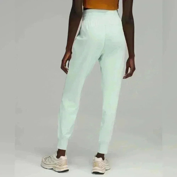 Lululemon Ready  to Rulu High-Rise Jogger - Picture 3 of 6